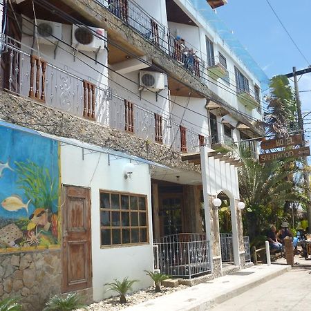 טאלה Hotel Sherwood מראה חיצוני תמונה