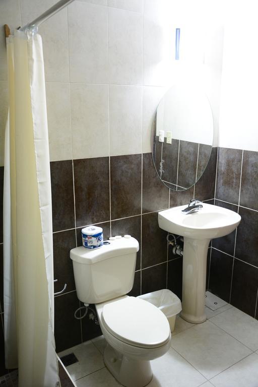 טאלה Hotel Sherwood חדר תמונה