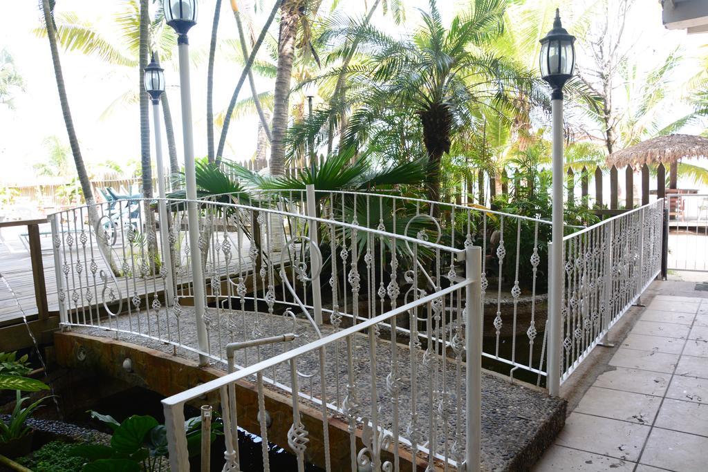טאלה Hotel Sherwood מראה חיצוני תמונה